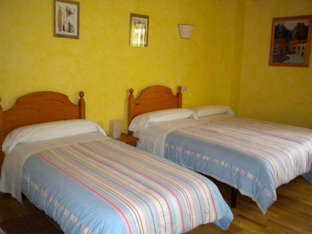 Casa Rural Restaurante Casino Munilla المظهر الخارجي الصورة