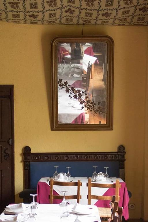 Casa Rural Restaurante Casino Munilla المظهر الخارجي الصورة